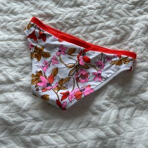 target bikini bottoms xs (bundle with more bikinis on my page (triangl)